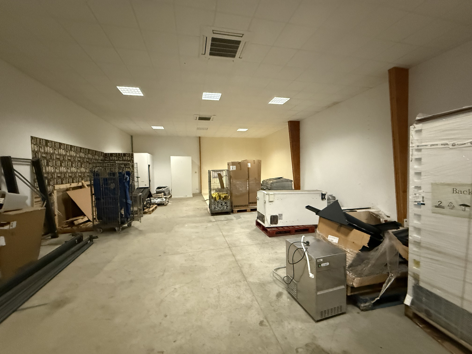 Image_2, Local d'activité, Saumur, ref :1302.1302