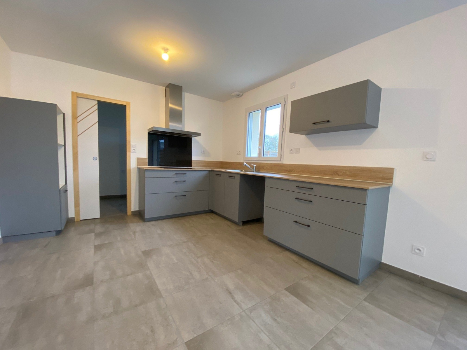 Image_1, Maison, Varrains, ref :22587-17