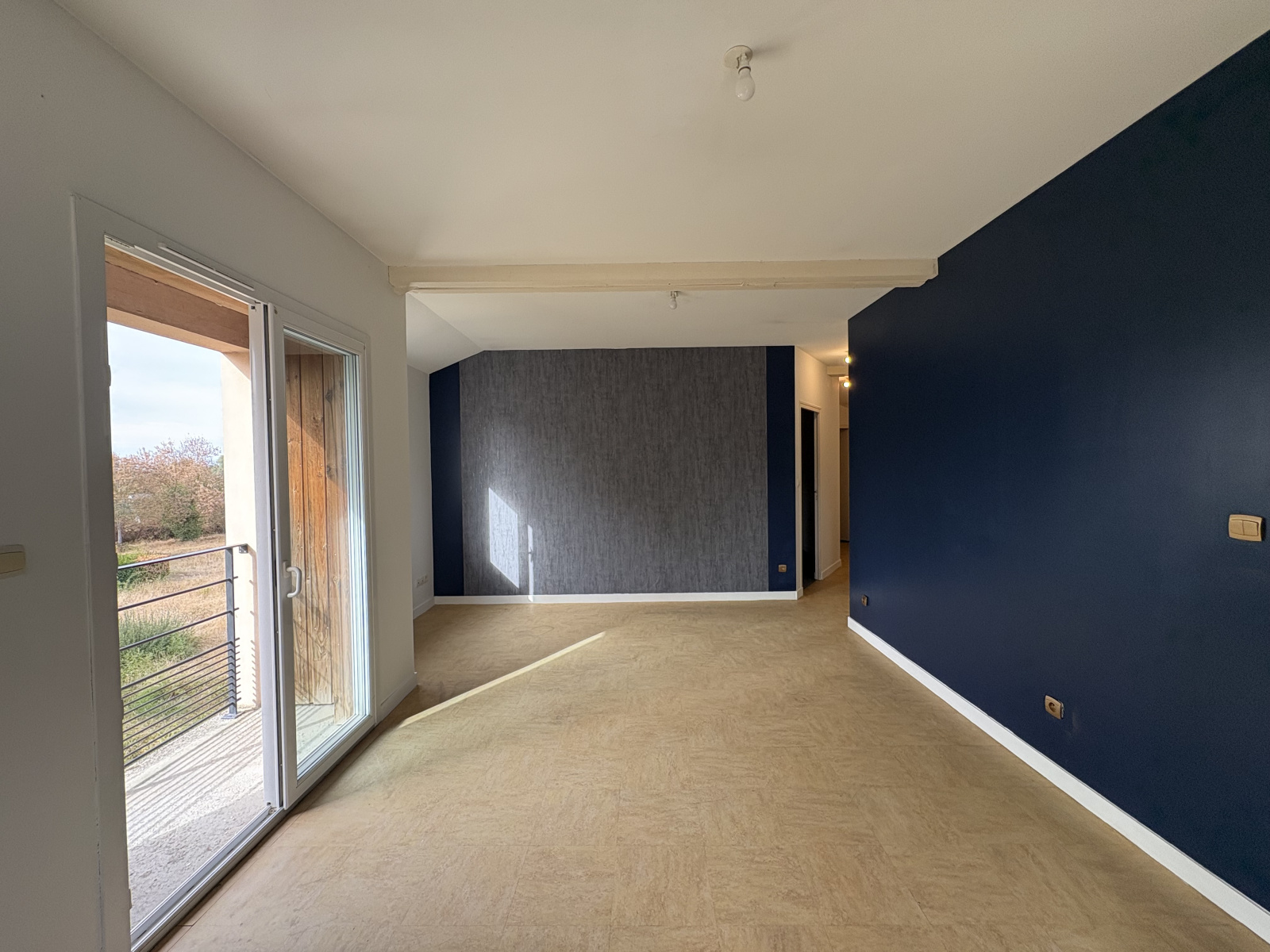 Image_3, Appartement, Saint-Martin-de-la-Place, ref :1489