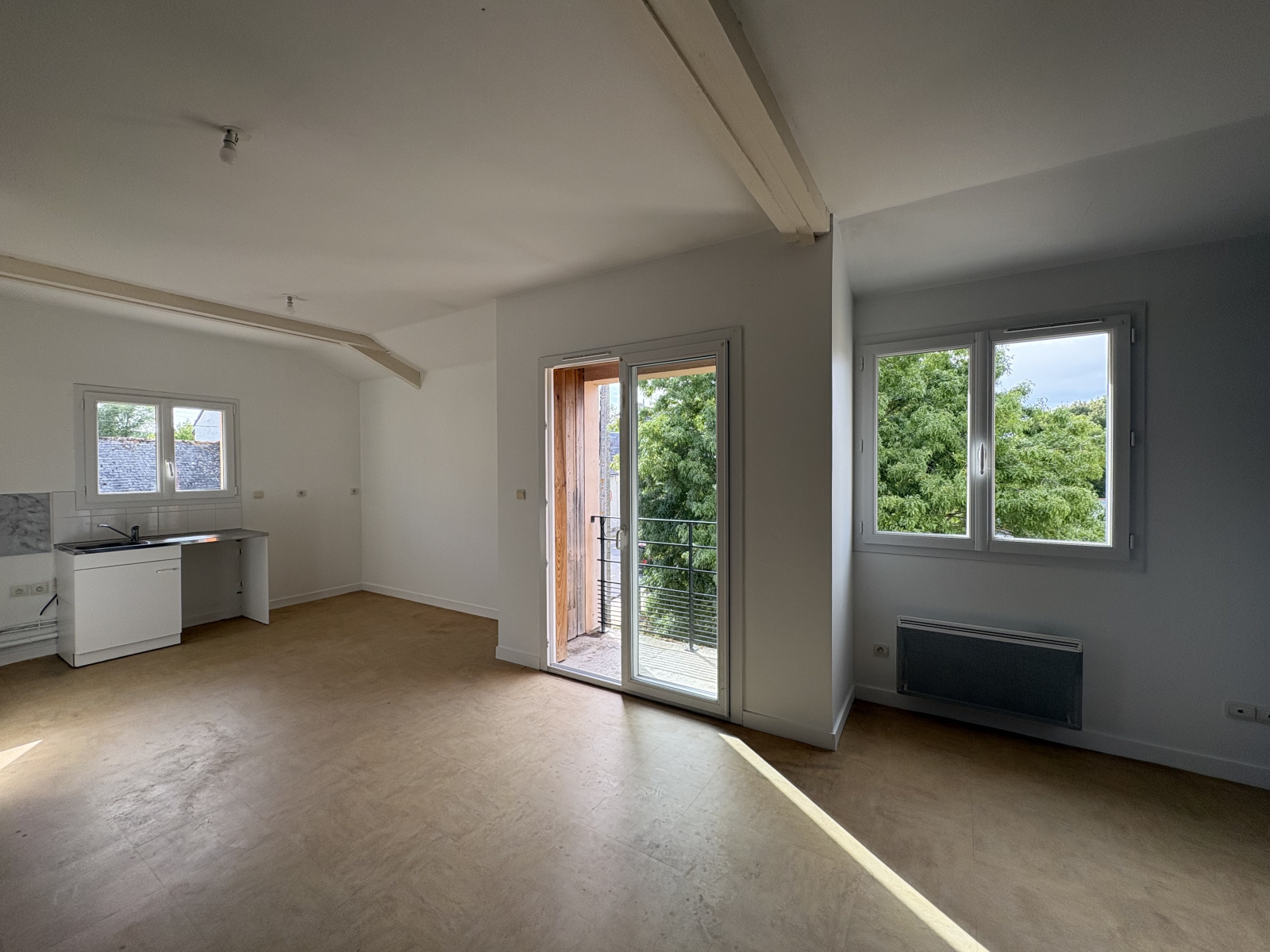 Image_1, Appartement, Saint-Martin-de-la-Place, ref :1489