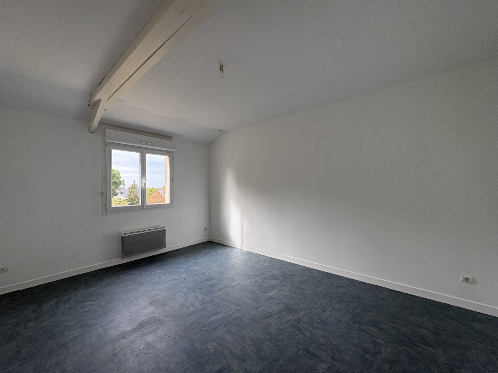 Image_5, Appartement, Saint-Martin-de-la-Place, ref :1489