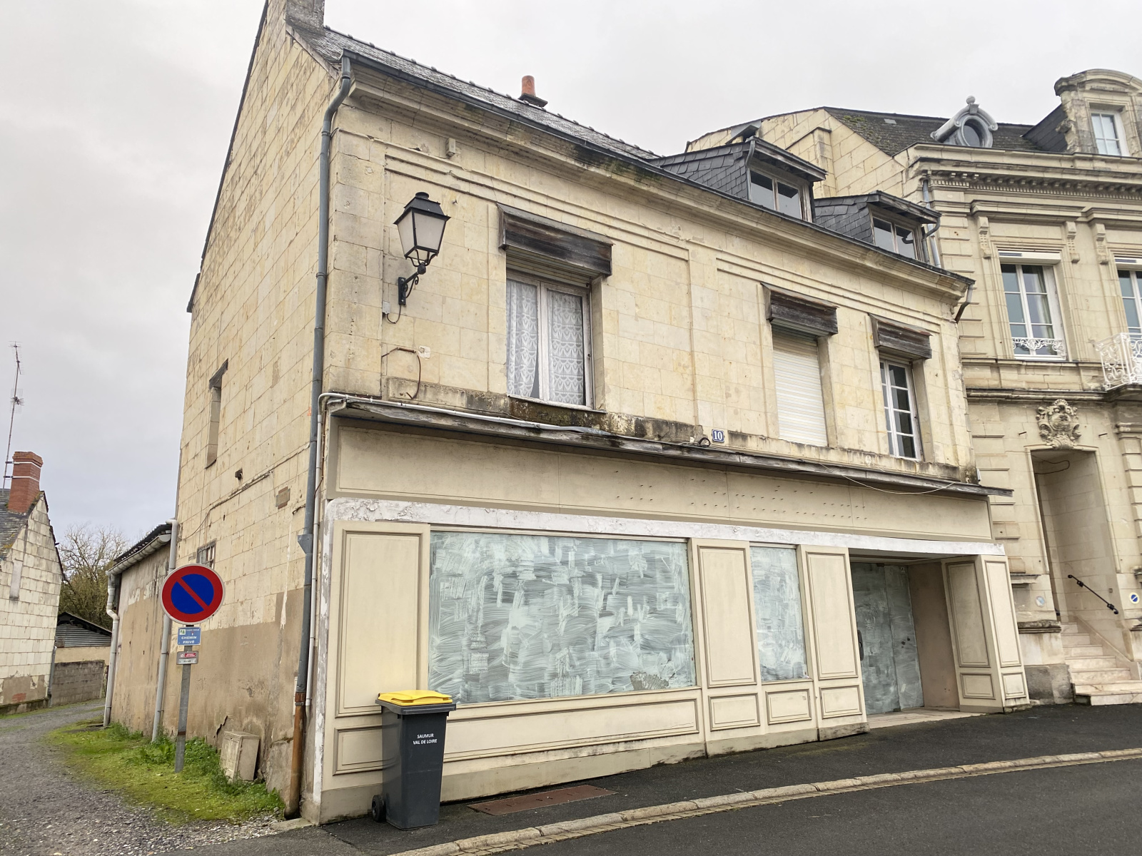 Image_1, Immeuble, Longué-Jumelles, ref :4712-30.10