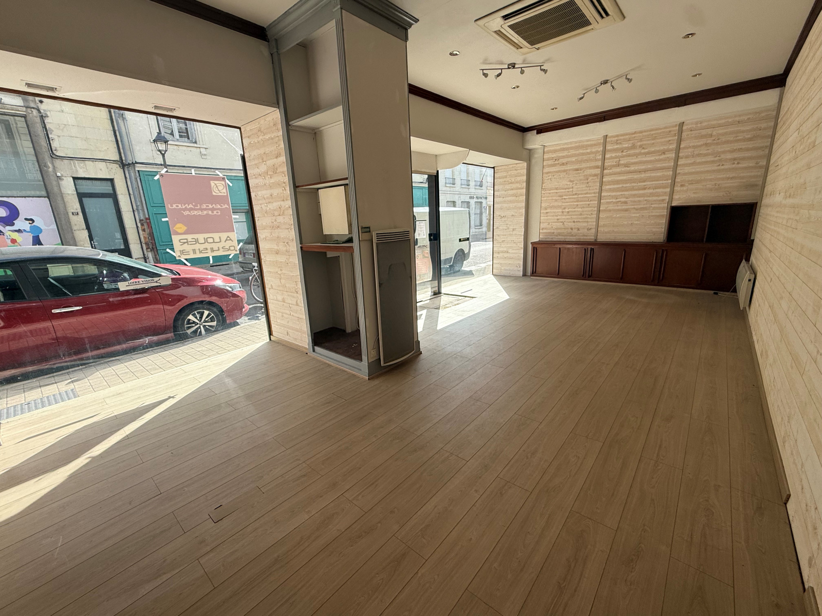 Image_1, Local commercial, Saumur, ref :MUC-LCN-238-190