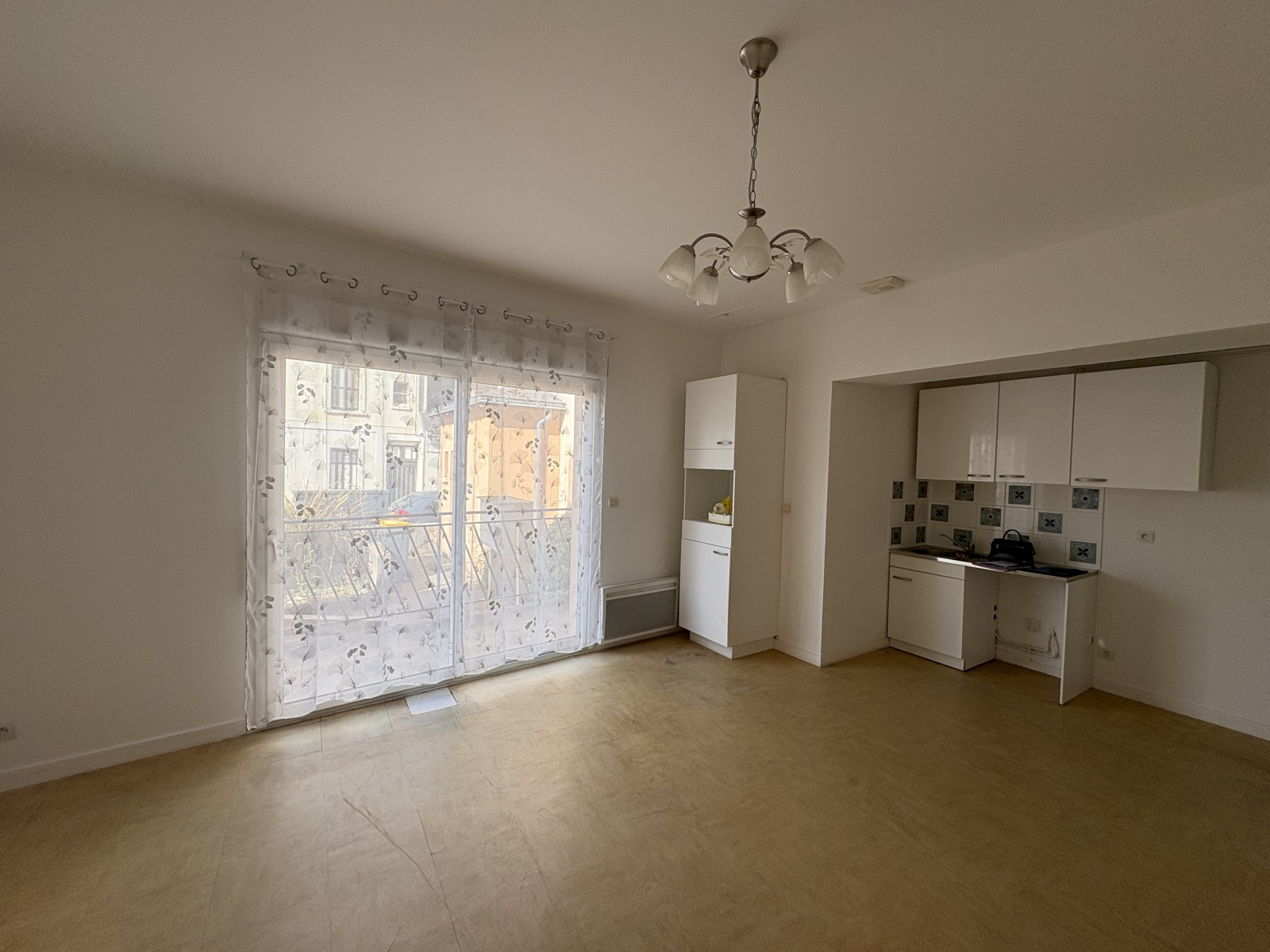 Image_1, Appartement, Saint-Martin-de-la-Place, ref :18190