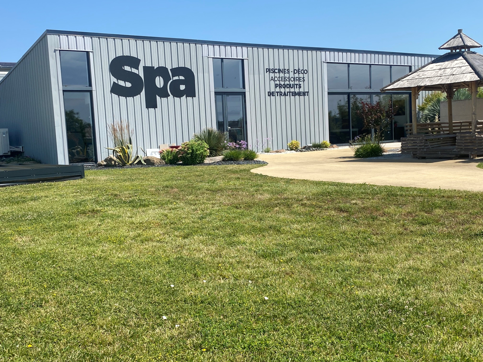 Image_1, Local commercial, Doué-la-Fontaine, ref :49700-1