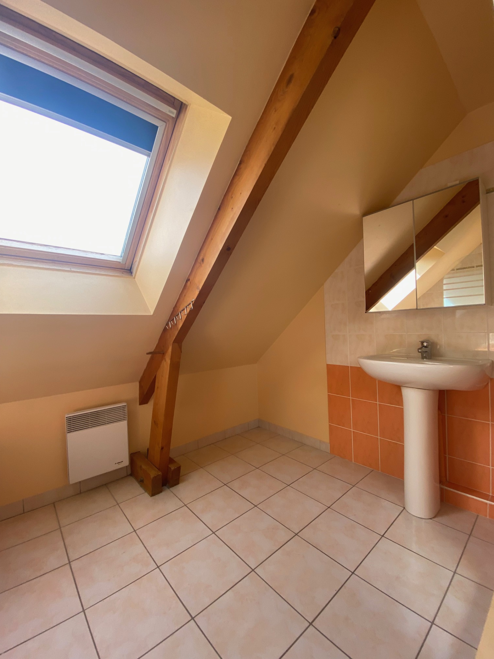 Image_8, Maison, Varrains, ref :1021