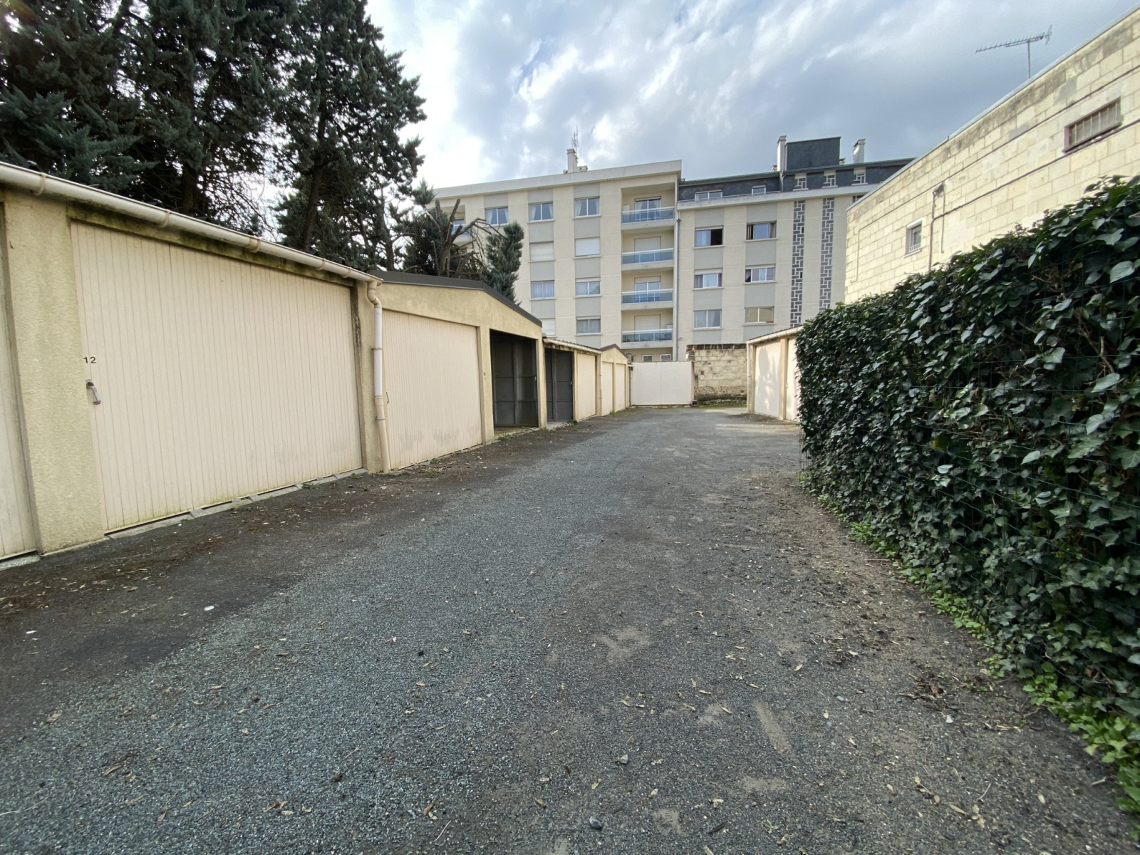Image_1, Garage, Saumur, ref :12081.1602